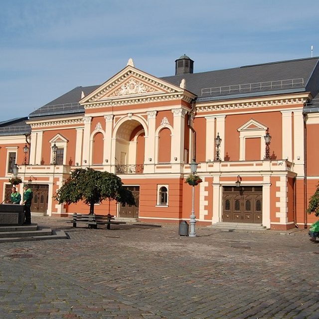 Teatro aikštė prie Cremia